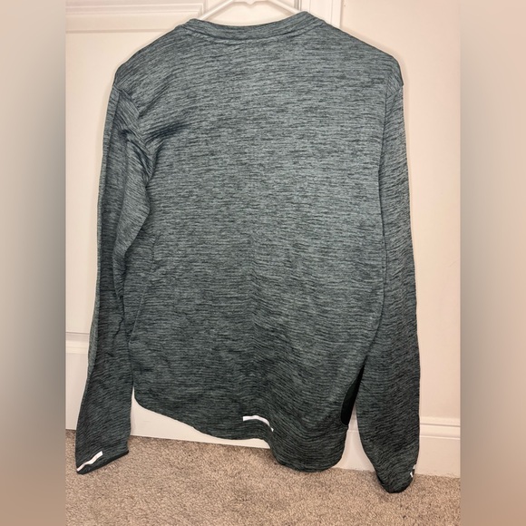 Nike Running Thermal Long Sleeve Shirt - Picture 5 of 6
